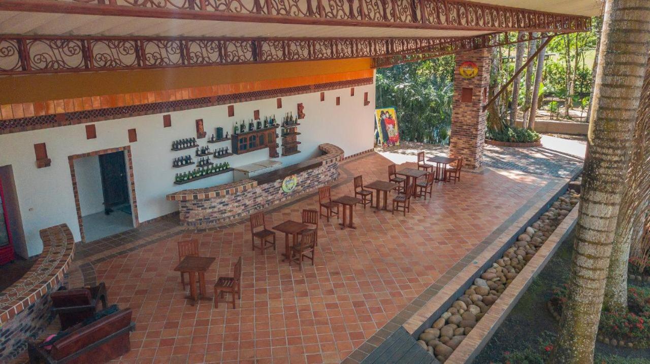 Hotel Hacienda Gualanday Apiay Luaran gambar